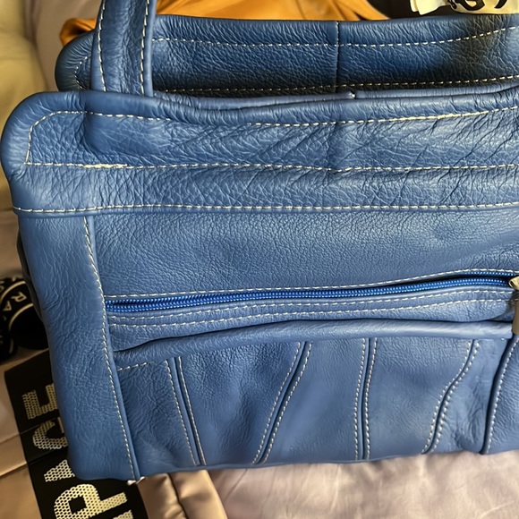 New bag many compartments/ including a wallet perfect shape blue - Picture 3 of 7